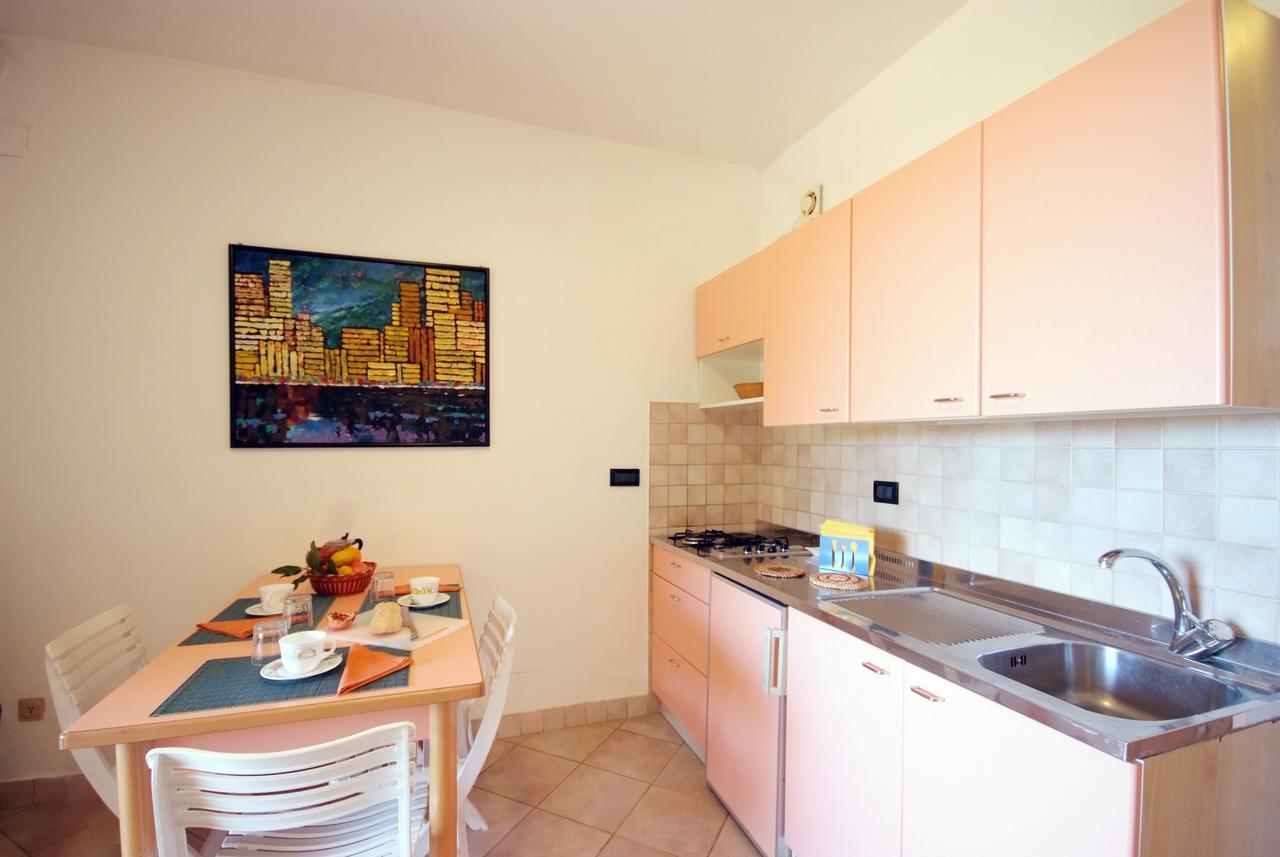 Nisportino Domus Aparthotel 2*