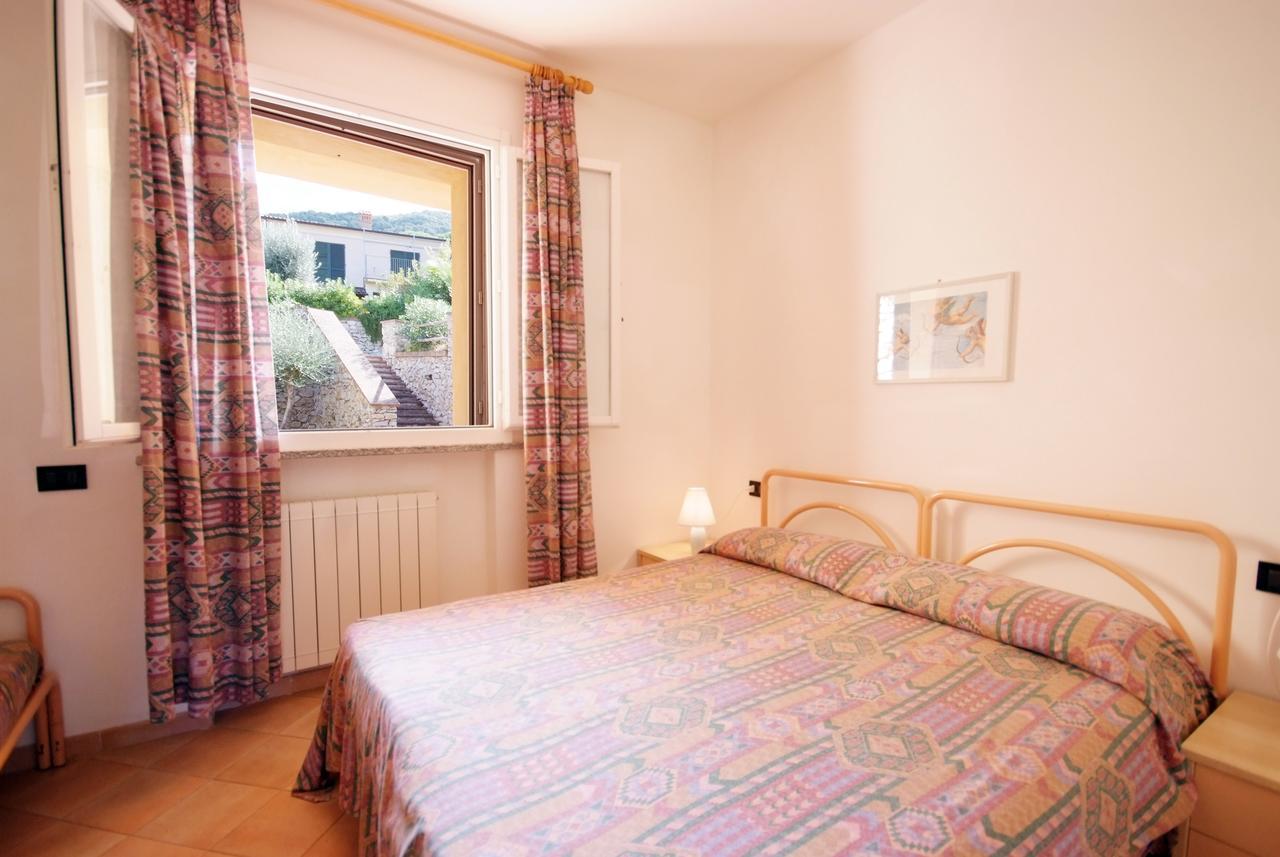 Nisportino Domus Aparthotel 2*