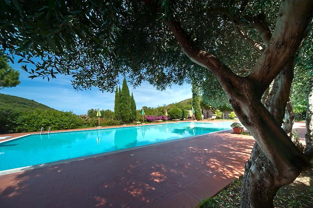 Nisportino Domus Aparthotel 2*