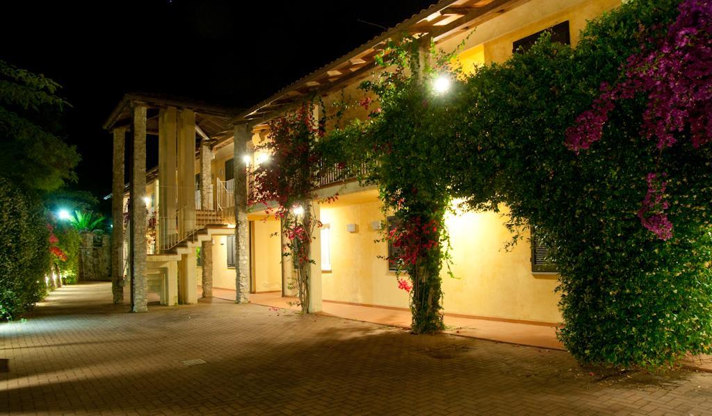 Aparthotel Nisportino Domus