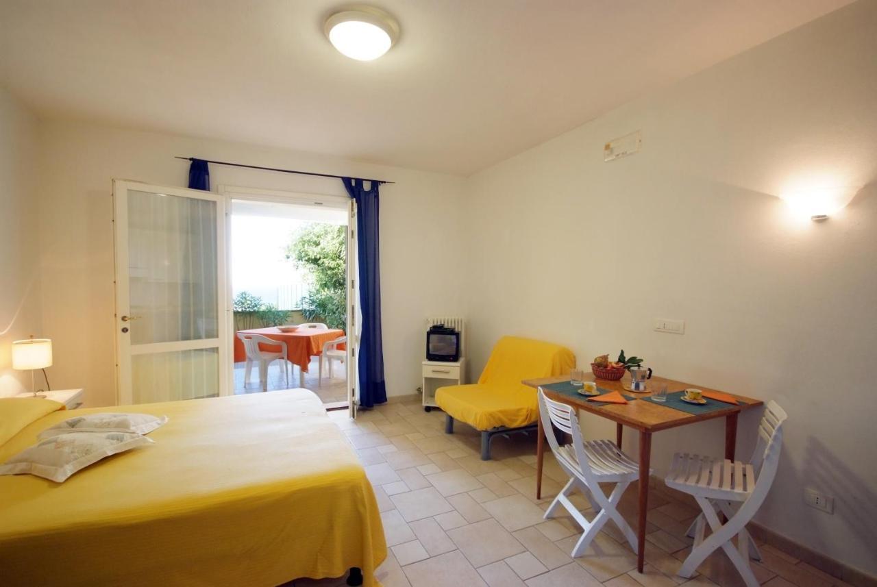 Nisportino Domus Aparthotel 2*