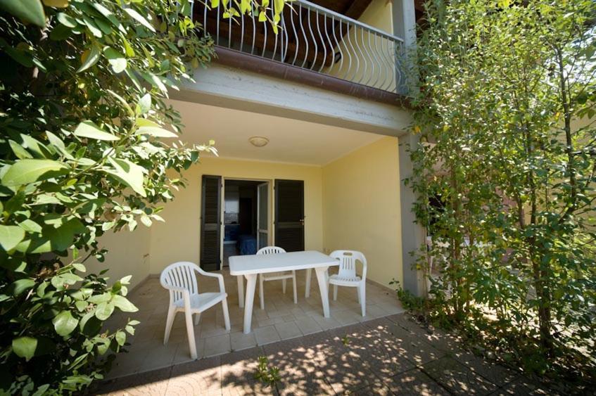 Nisportino Domus 2*