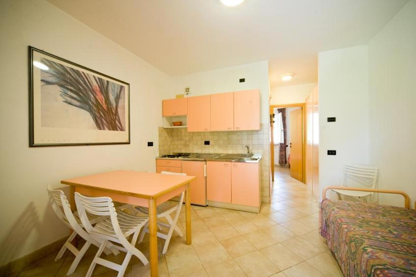 Nisportino Domus Aparthotel